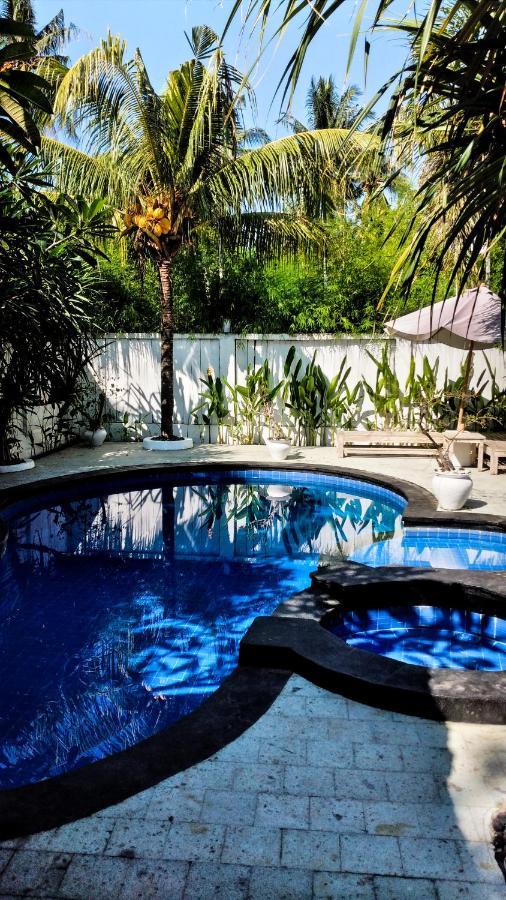 Gili Moonlight Retreat Villa กิลิไอร์ ภายนอก รูปภาพ