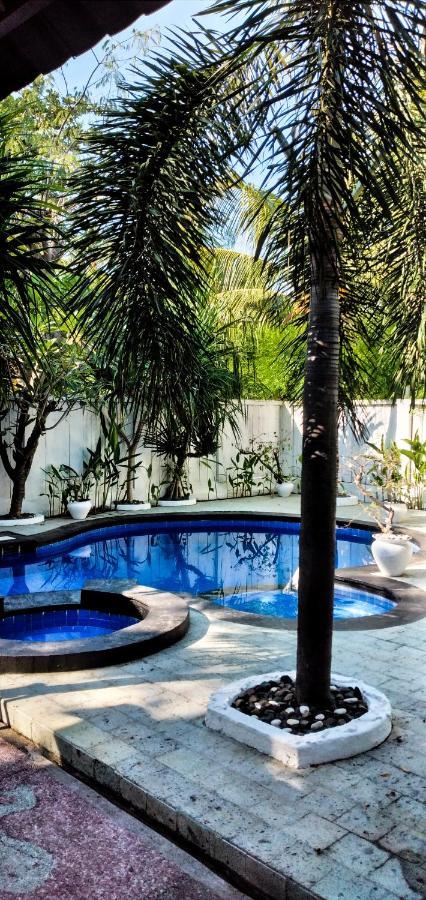 Gili Moonlight Retreat Villa กิลิไอร์ ภายนอก รูปภาพ