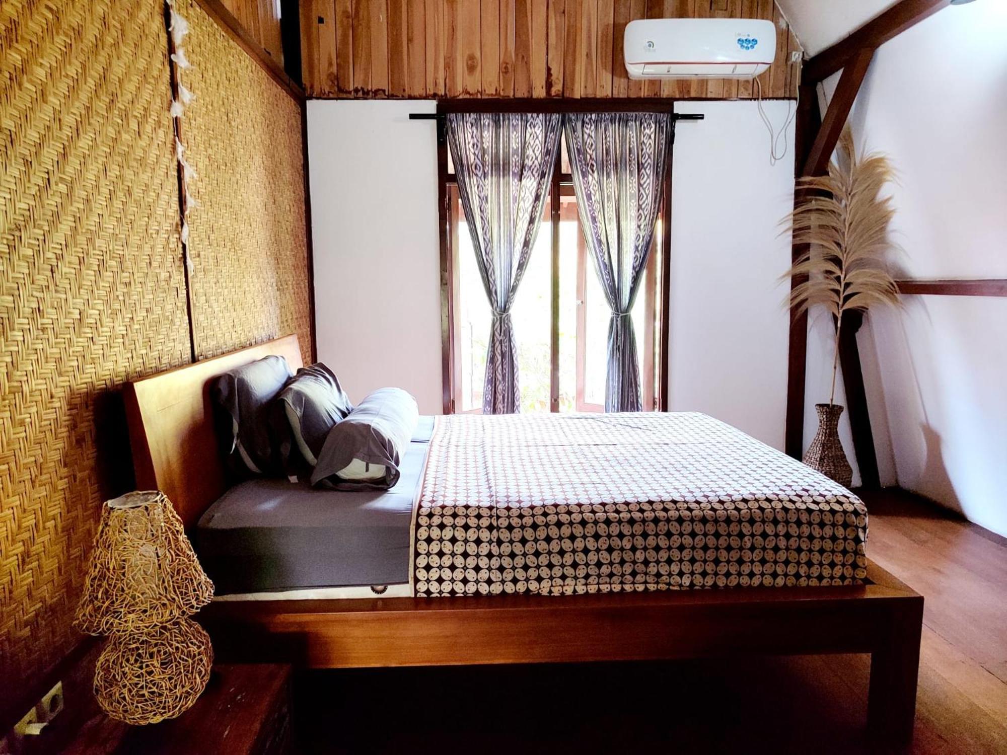 Gili Moonlight Retreat Villa กิลิไอร์ ภายนอก รูปภาพ