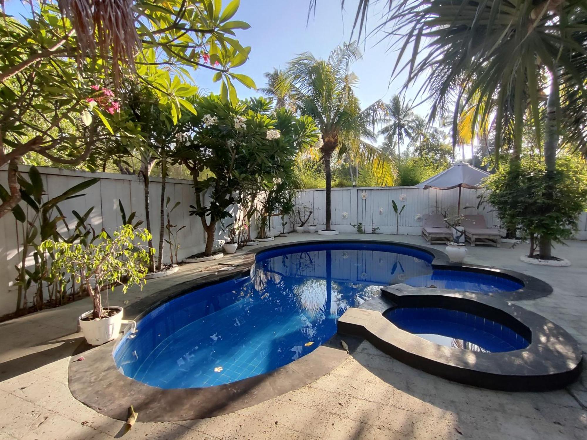 Gili Moonlight Retreat Villa กิลิไอร์ ภายนอก รูปภาพ