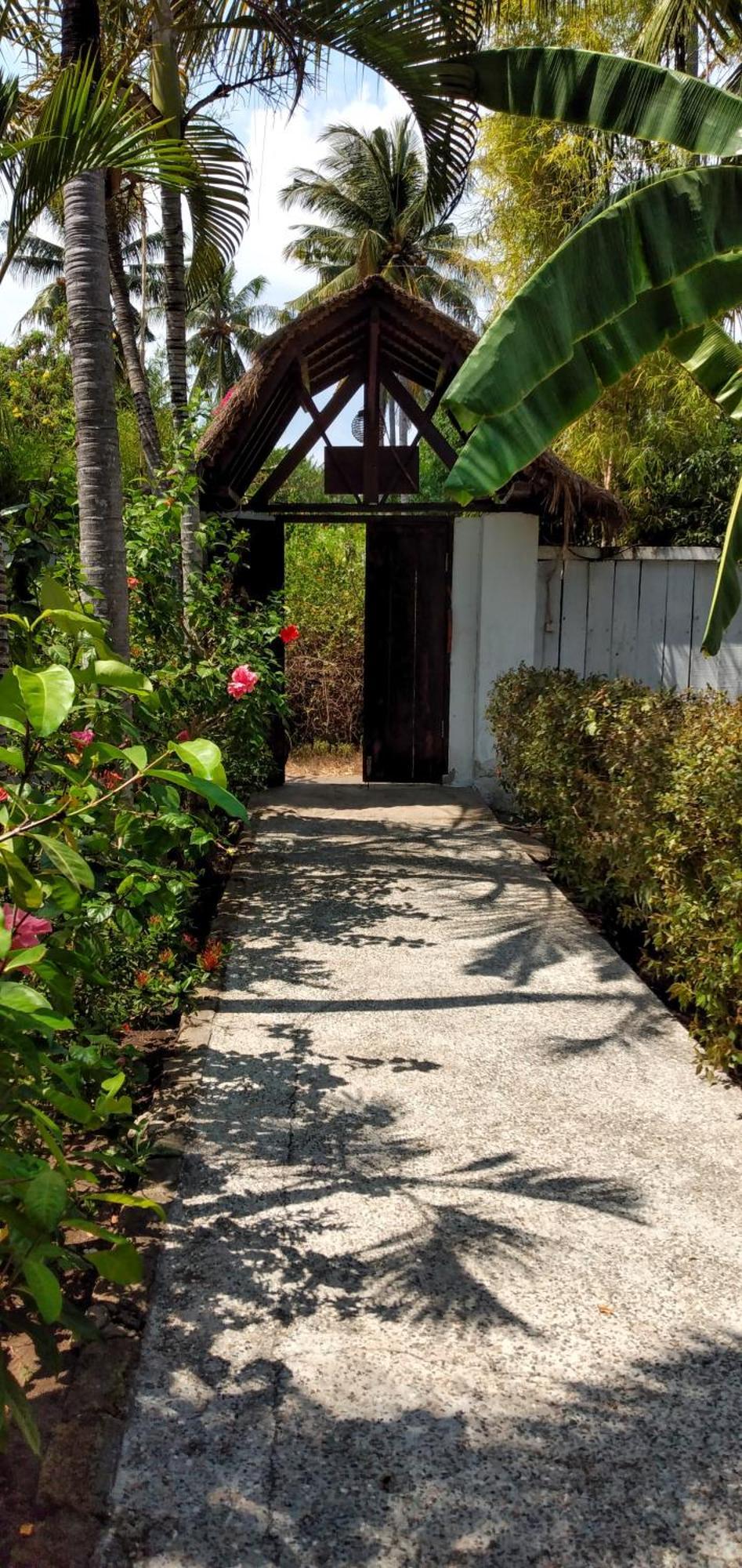 Gili Moonlight Retreat Villa กิลิไอร์ ภายนอก รูปภาพ